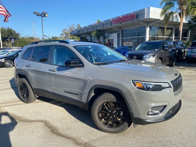 2023 Jeep Cherokee Altitude Lux