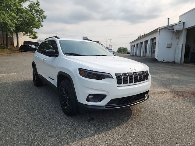 2023 Jeep Cherokee Altitude Lux