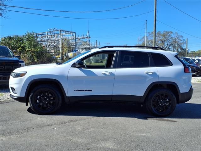 2023 Jeep Cherokee Altitude Lux