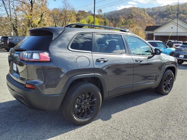 2023 Jeep Cherokee Altitude Lux