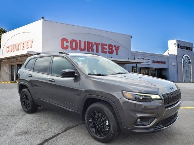 2023 Jeep Cherokee Altitude Lux