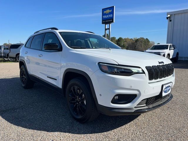 2023 Jeep Cherokee Altitude Lux