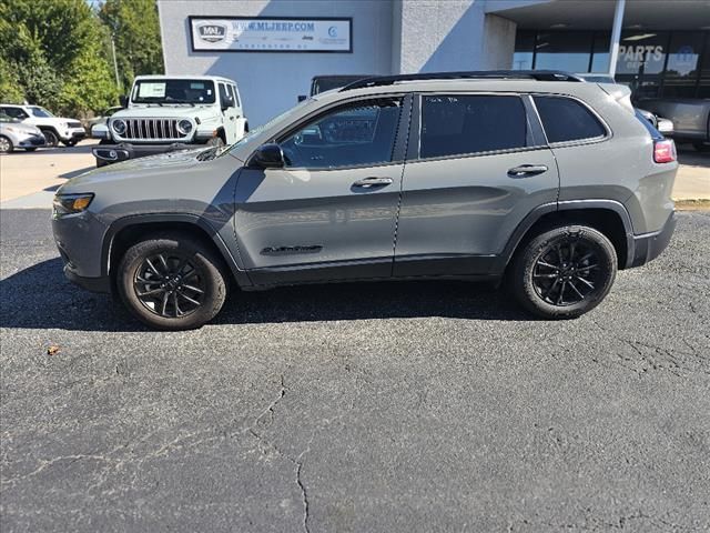 2023 Jeep Cherokee Altitude Lux