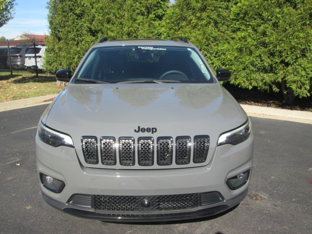 2023 Jeep Cherokee Altitude Lux