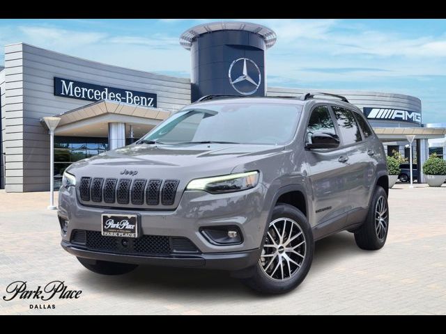 2023 Jeep Cherokee Altitude Lux