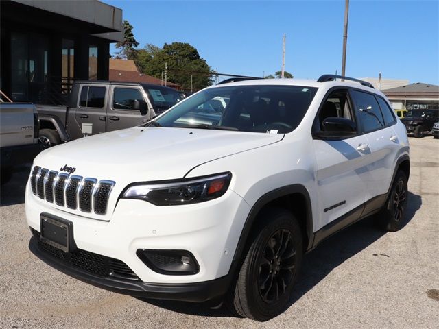 2023 Jeep Cherokee Altitude Lux