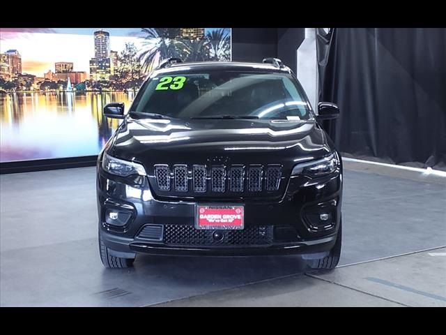 2023 Jeep Cherokee Altitude Lux