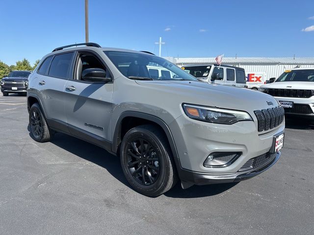 2023 Jeep Cherokee Altitude Lux