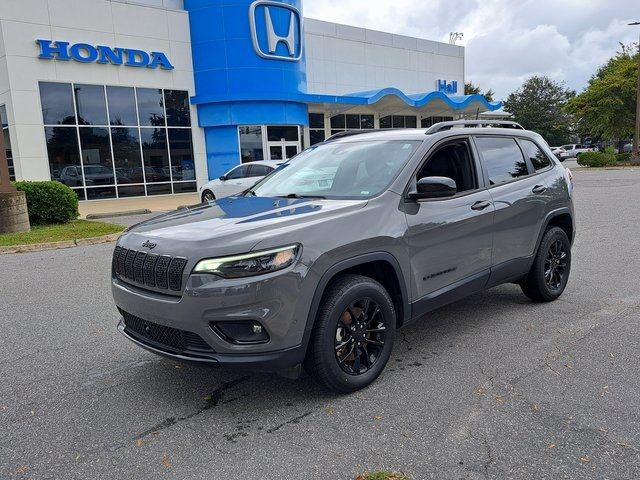 2023 Jeep Cherokee Altitude Lux