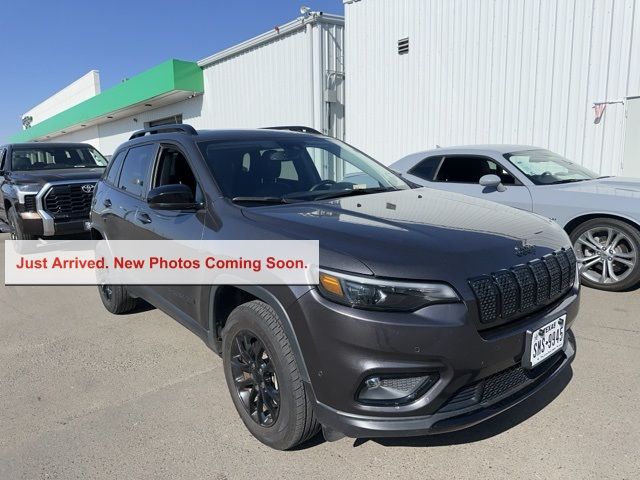 2023 Jeep Cherokee Altitude Lux