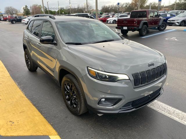 2023 Jeep Cherokee Altitude Lux