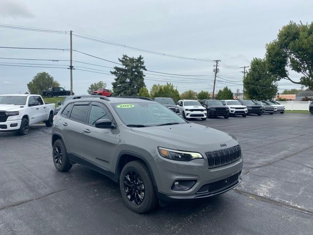 2023 Jeep Cherokee Altitude Lux