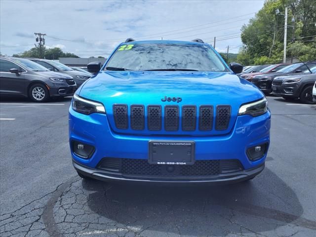 2023 Jeep Cherokee Altitude Lux