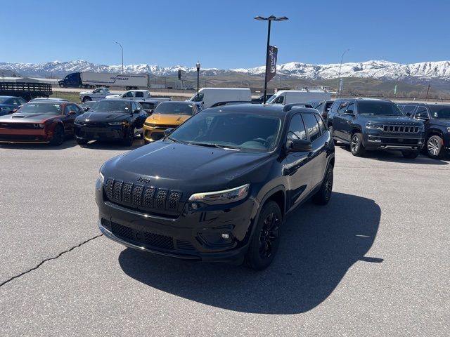 2023 Jeep Cherokee Altitude Lux