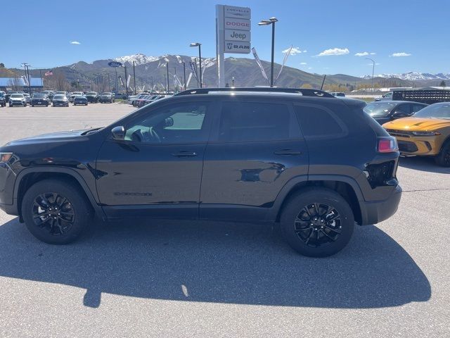 2023 Jeep Cherokee Altitude Lux