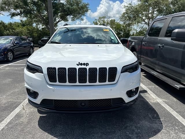 2023 Jeep Cherokee Altitude Lux