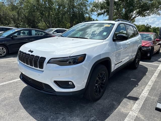 2023 Jeep Cherokee Altitude Lux