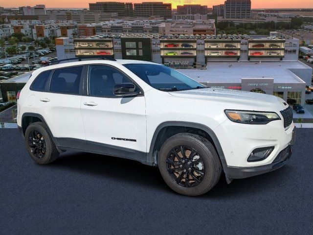 2023 Jeep Cherokee Altitude Lux