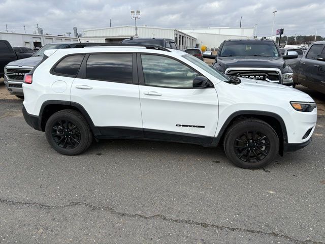 2023 Jeep Cherokee Altitude Lux