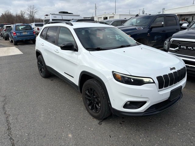 2023 Jeep Cherokee Altitude Lux