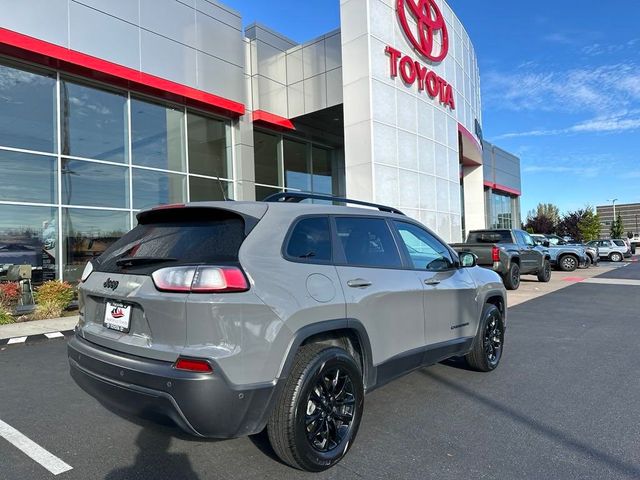 2023 Jeep Cherokee Altitude Lux