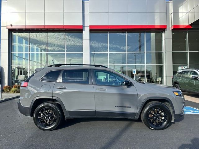 2023 Jeep Cherokee Altitude Lux