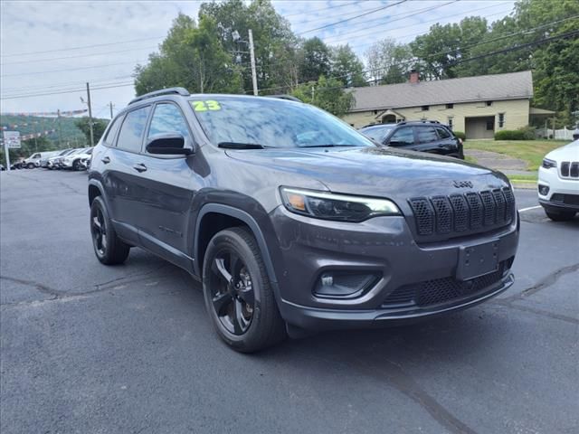 2023 Jeep Cherokee Altitude Lux