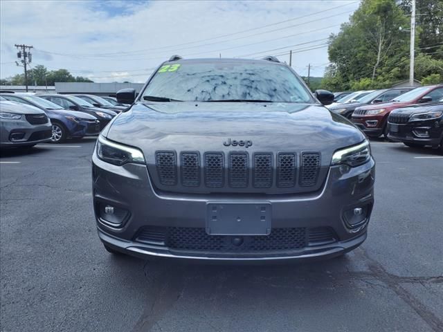 2023 Jeep Cherokee Altitude Lux