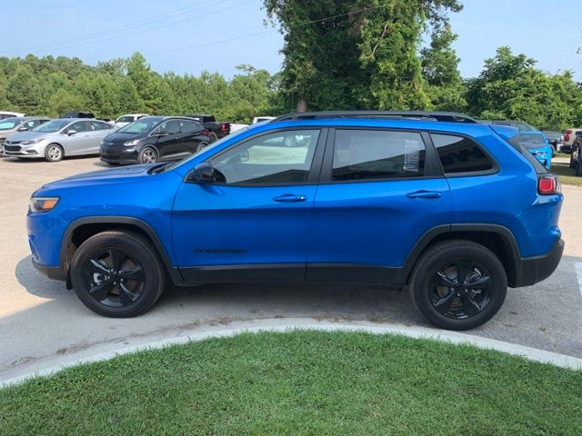 2023 Jeep Cherokee Altitude Lux