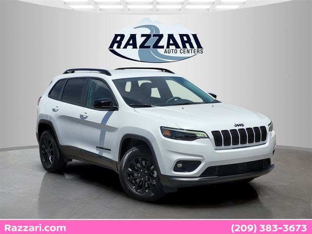 2023 Jeep Cherokee Altitude Lux