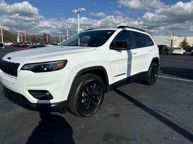 2023 Jeep Cherokee Altitude Lux