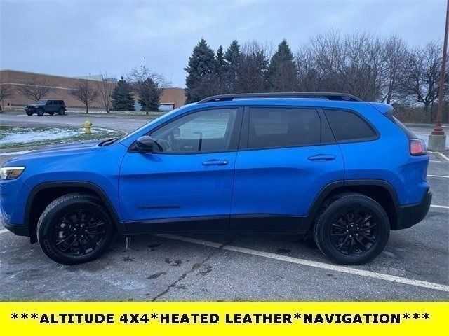 2023 Jeep Cherokee Altitude Lux