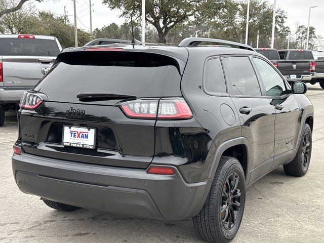 2023 Jeep Cherokee Altitude Lux