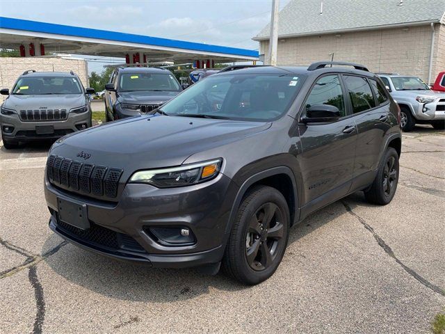 2023 Jeep Cherokee Altitude Lux