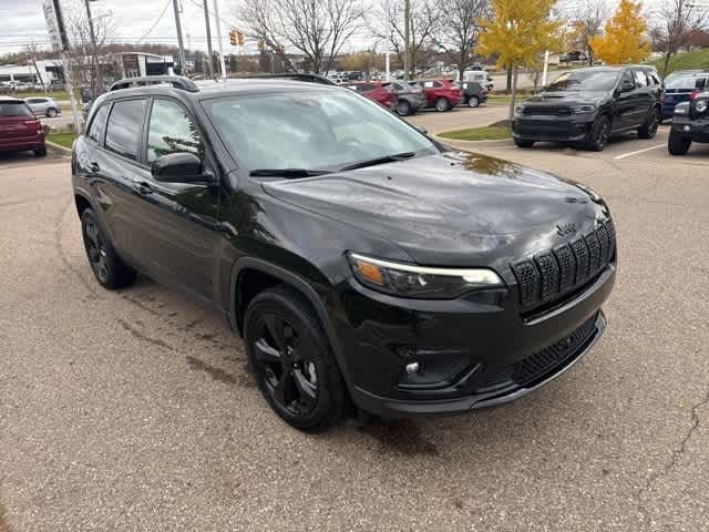 2023 Jeep Cherokee Altitude Lux