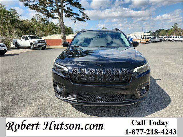 2023 Jeep Cherokee Altitude Lux