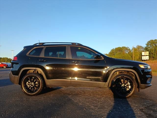 2023 Jeep Cherokee Altitude Lux