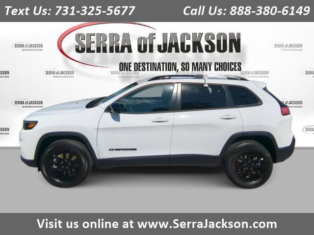 2023 Jeep Cherokee Altitude Lux