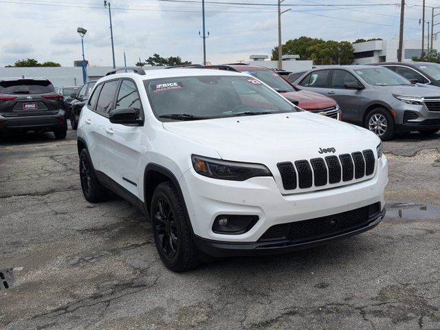 2023 Jeep Cherokee Altitude Lux