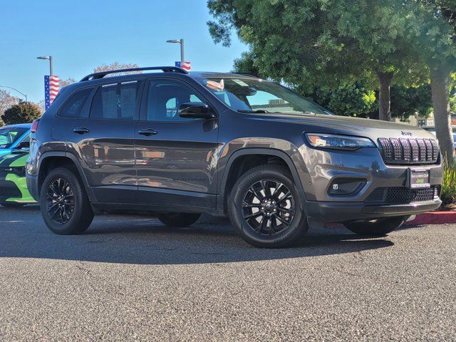 2023 Jeep Cherokee Altitude Lux