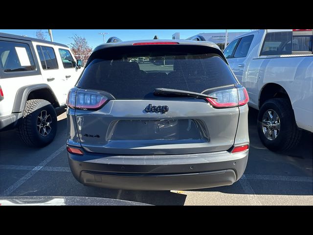 2023 Jeep Cherokee Altitude Lux