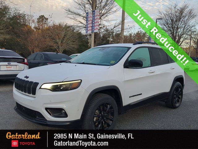 2023 Jeep Cherokee Altitude Lux