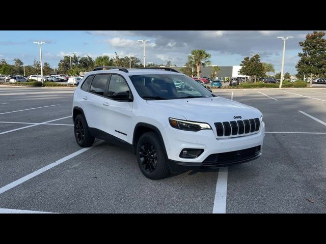 2023 Jeep Cherokee Altitude Lux