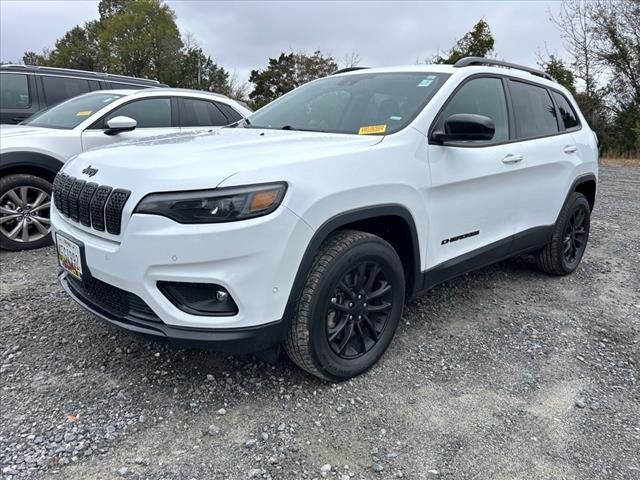 2023 Jeep Cherokee Altitude Lux