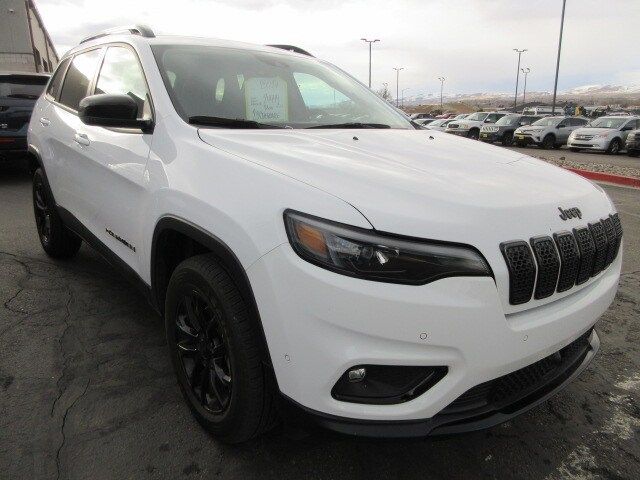 2023 Jeep Cherokee Altitude Lux