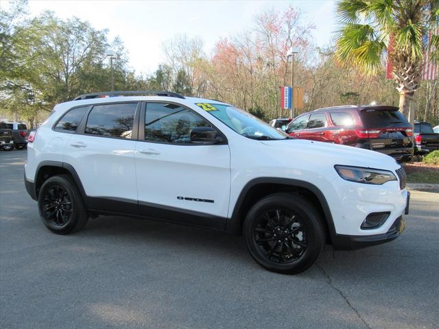 2023 Jeep Cherokee Altitude Lux