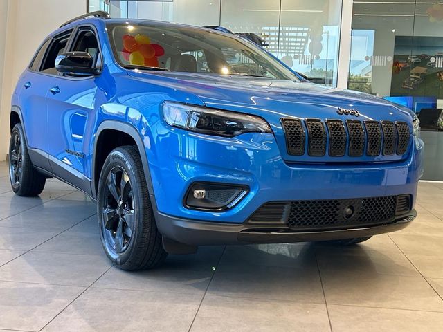 2023 Jeep Cherokee Altitude Lux