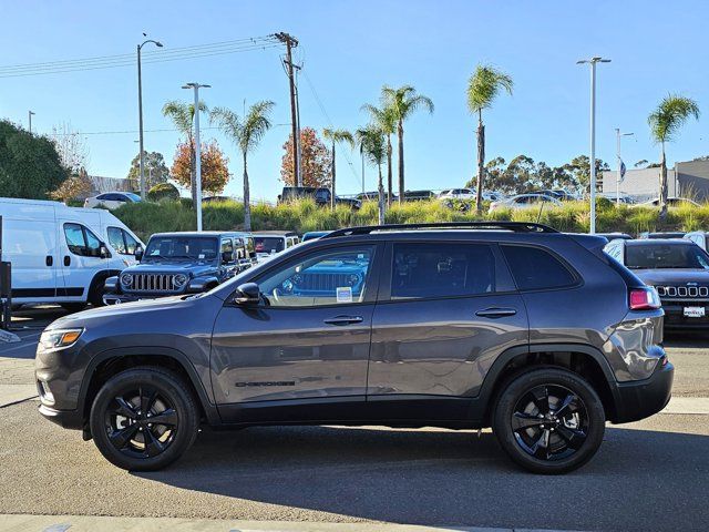 2023 Jeep Cherokee Altitude Lux