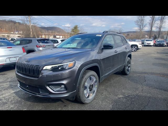 2023 Jeep Cherokee Altitude Lux