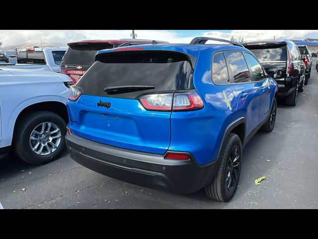 2023 Jeep Cherokee Altitude Lux